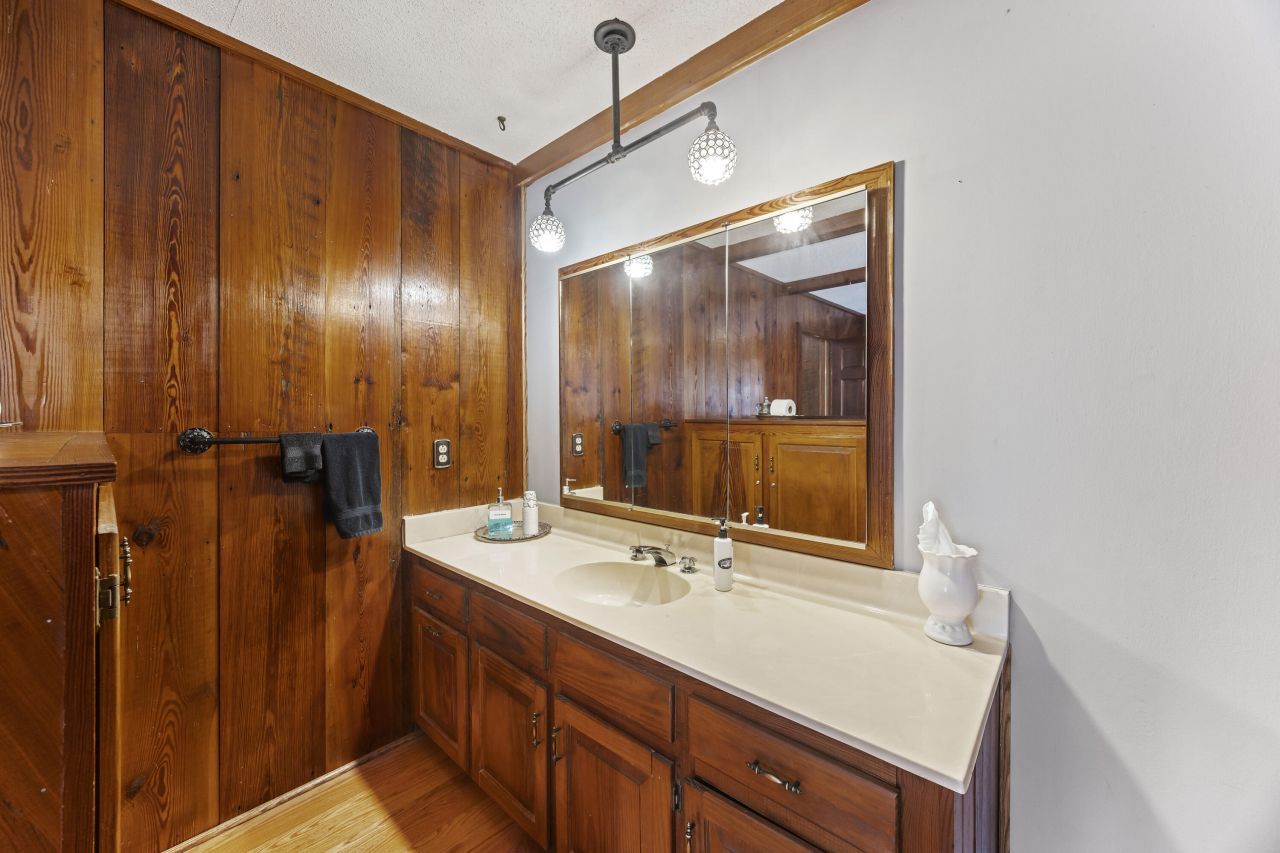 6293 Ehrhardt Road Photo 22