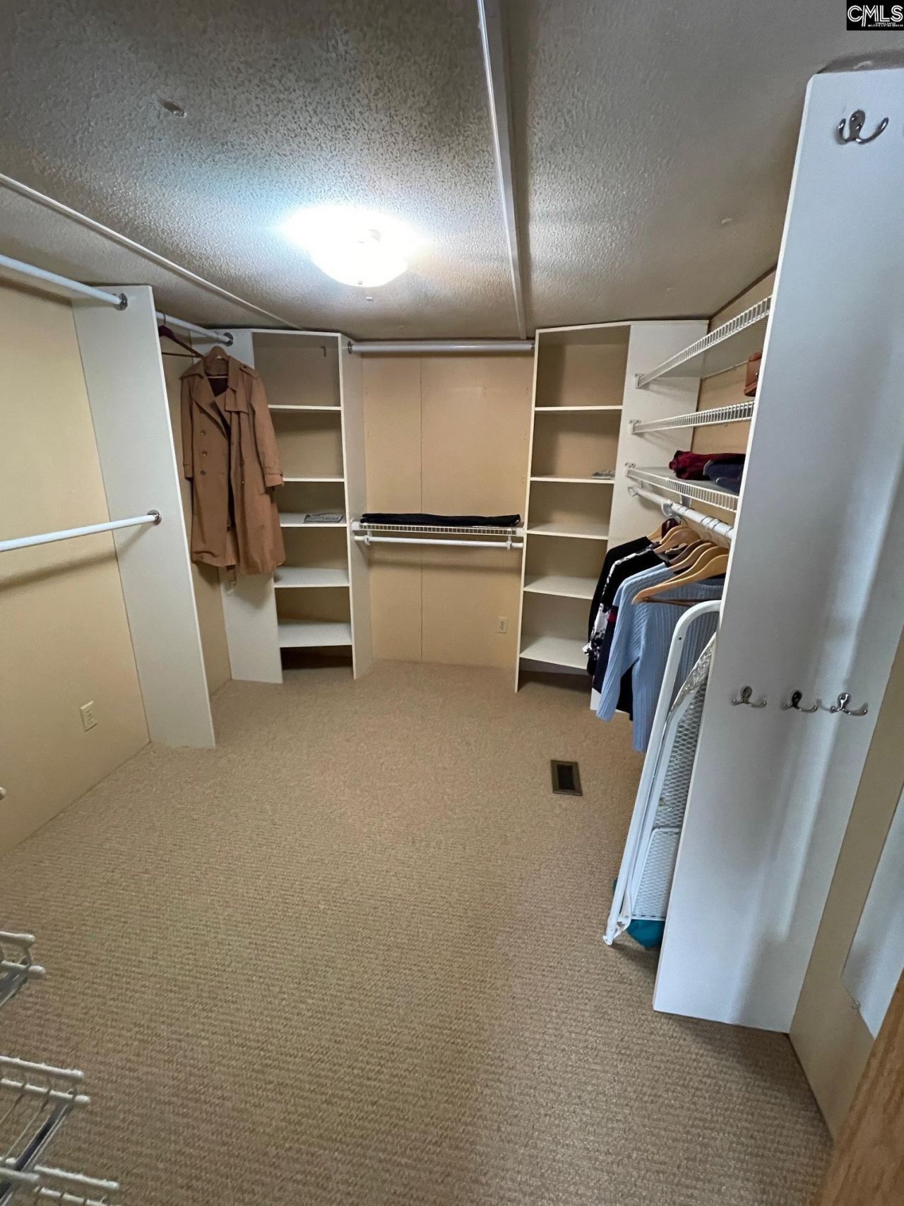 1704 Thunderwood Road Photo 28