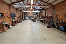 1704 Thunderwood Road photo 4