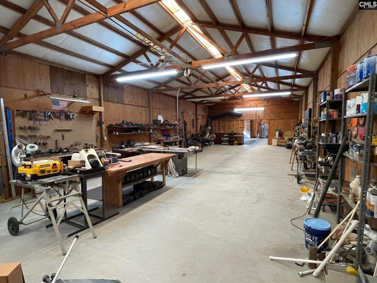 1704 Thunderwood Road Photo 4