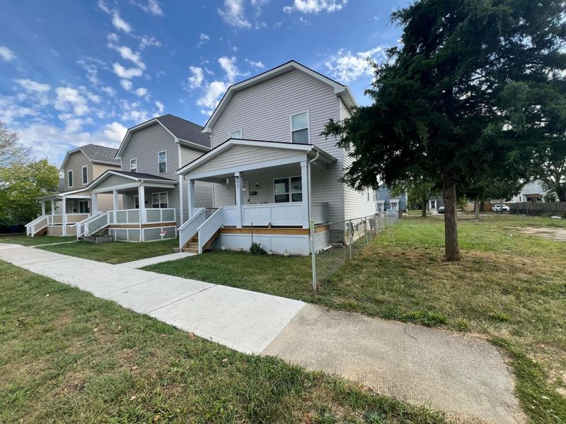 957 E 12th Avenue, Columbus, OH 43211 Photo 4