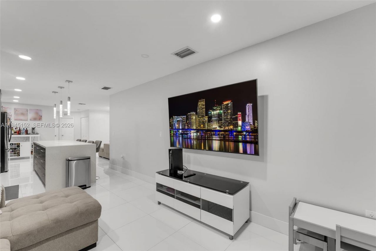 20512 SW 93rd Ave, Cutler Bay, FL 33189 Photo