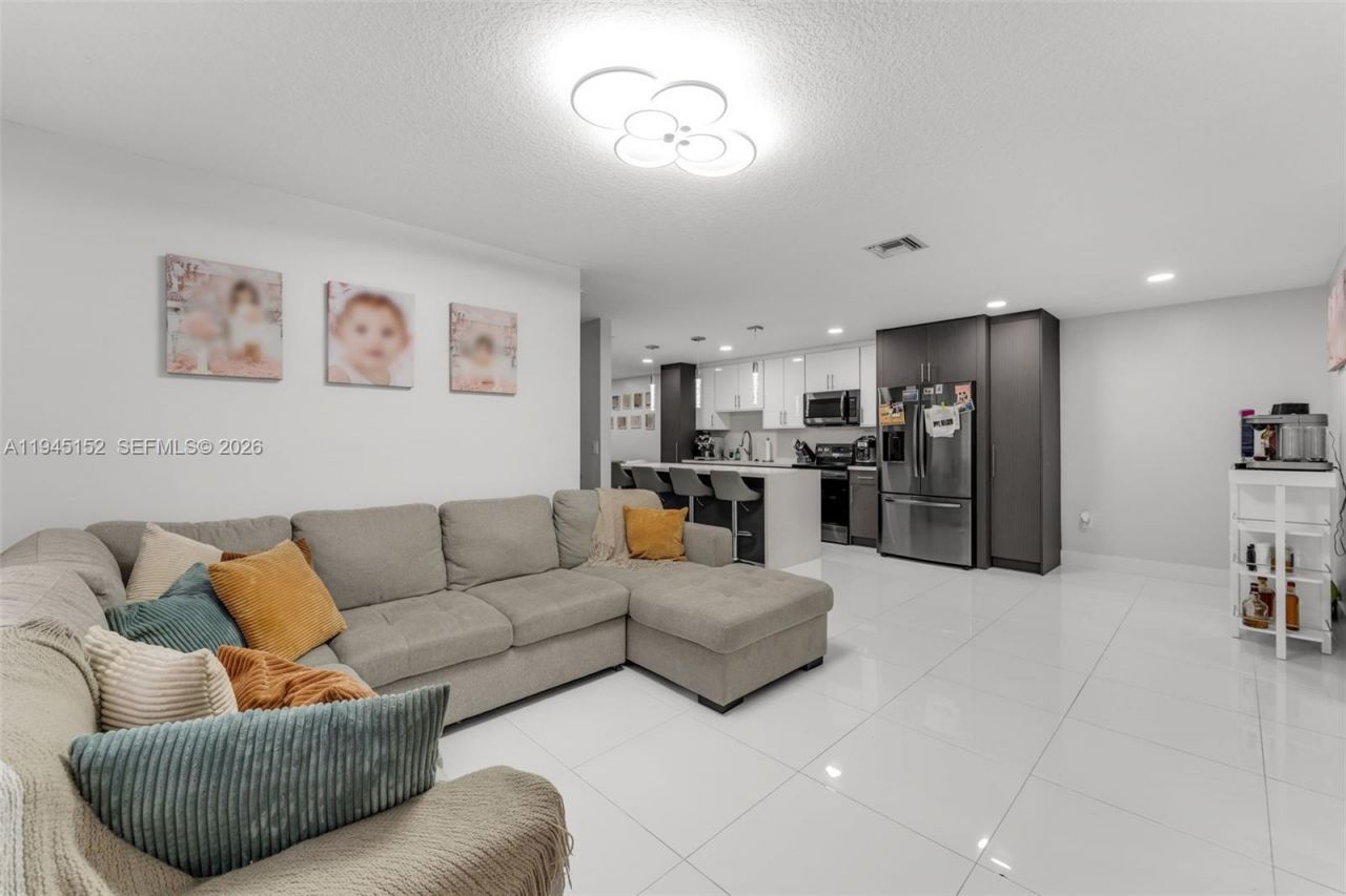 20512 SW 93rd Ave, Cutler Bay, FL 33189 Photo