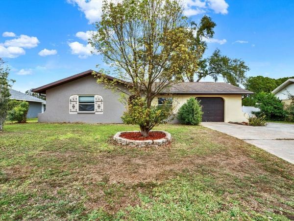 31205 LANCEWOOD DRIVE, BROOKSVILLE, FL 34602