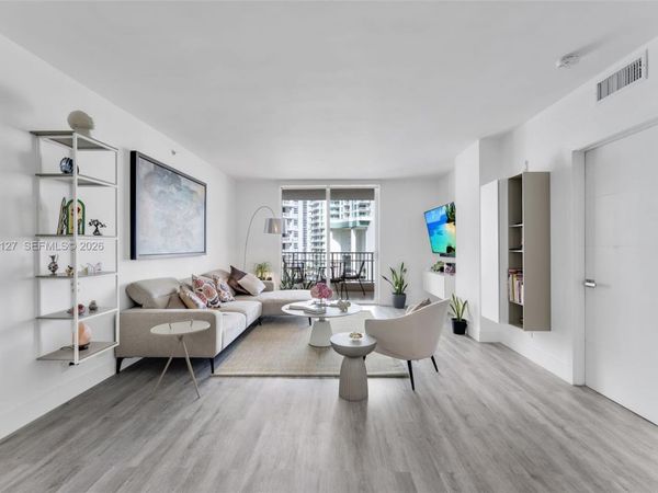 701 Brickell Key Blvd , Unit 1506, Miami, FL 33131