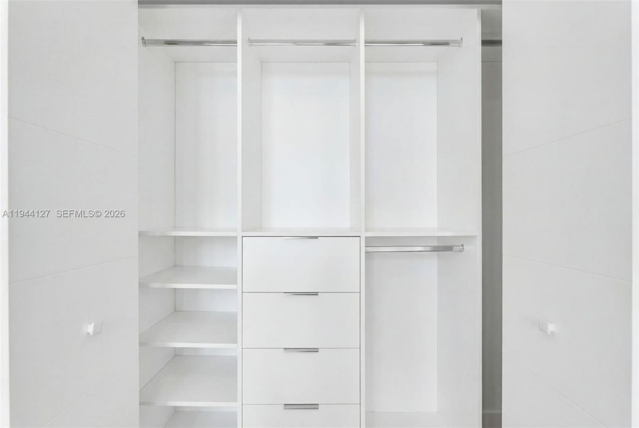 701 Brickell Key Blvd , Unit 1506, Miami, FL 33131 Photo