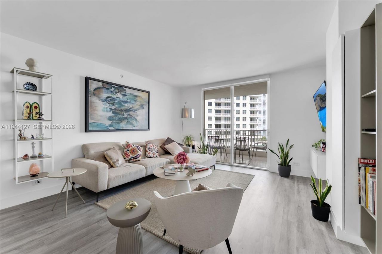 701 Brickell Key Blvd , Unit 1506, Miami, FL 33131 Photo