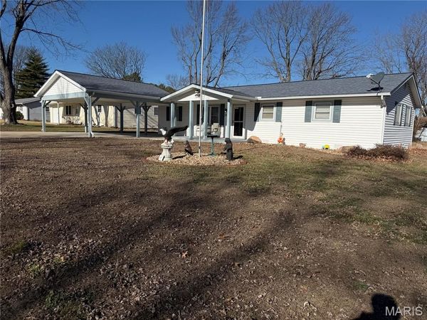 3020 Sycamore Street, Cuba, MO 65453