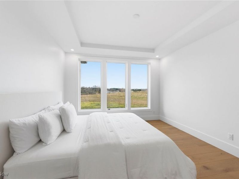 10311 Hunting Hills Avenue NE, Hartville, OH 44632 Photo 18