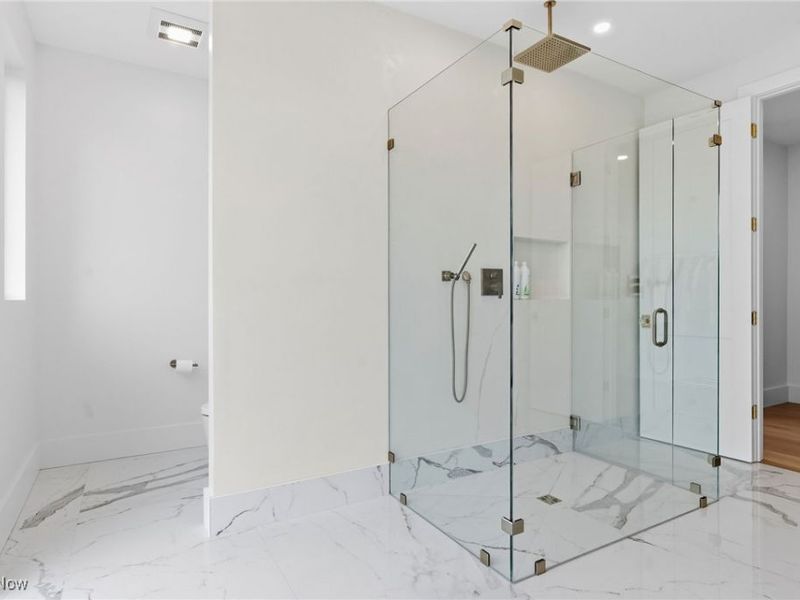 10311 Hunting Hills Avenue NE, Hartville, OH 44632 Photo 21