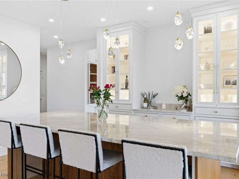 10311 Hunting Hills Avenue NE, Hartville, OH 44632 Photo 8