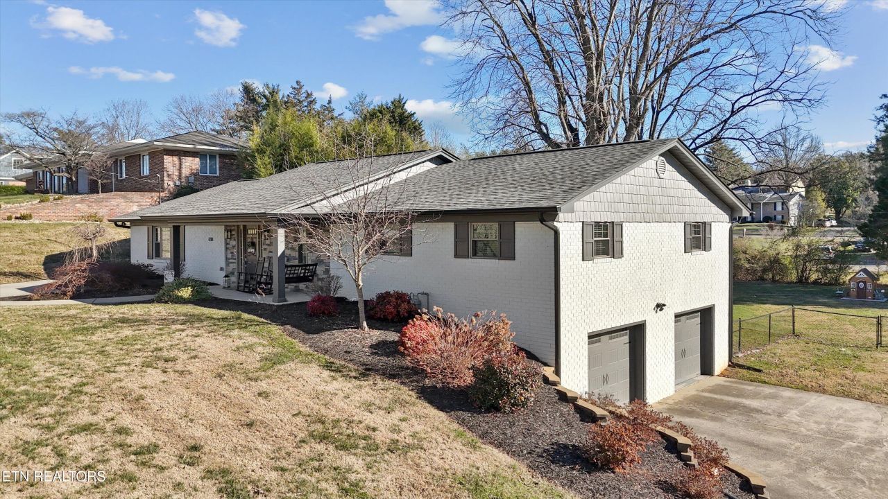 1218 Forest Drive, Morristown, TN 37814 Main Photo