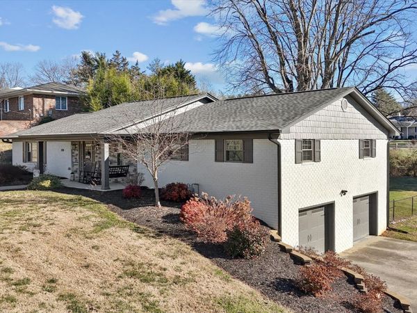 1218 Forest Drive, Morristown, TN 37814