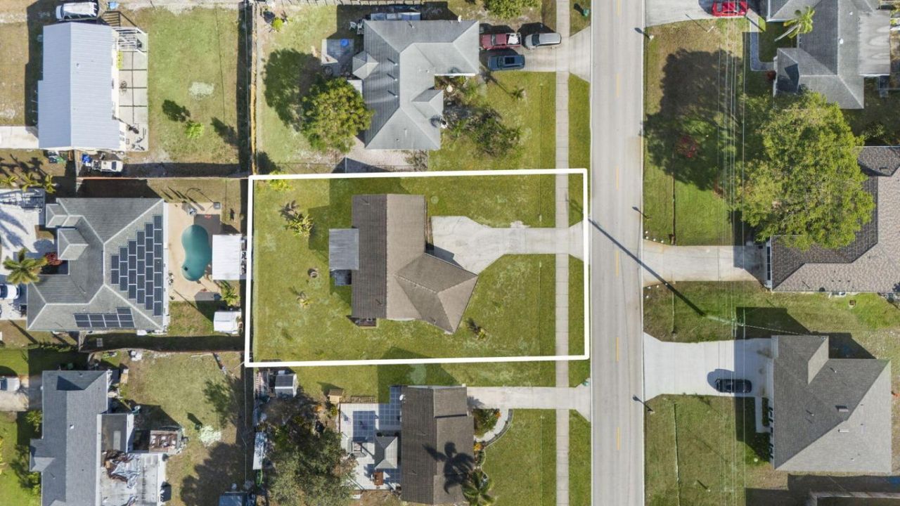449 SE Oakridge Drive, Port Saint Lucie, FL 34984 Photo