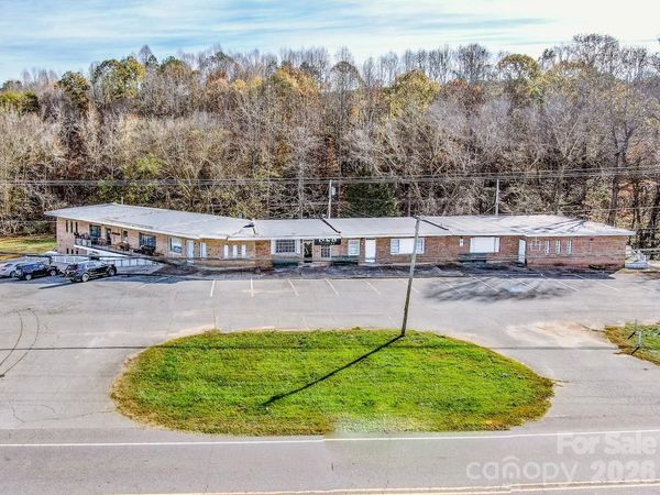 2327 Shelton Avenue, Statesville, NC 28677