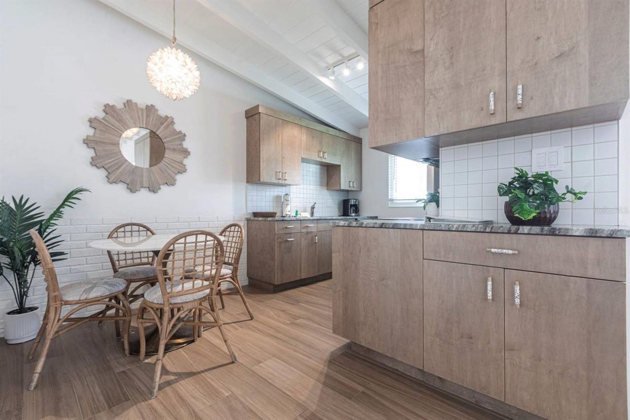 6006 Midnight Pass Road, Unit 53, Sarasota, FL 34242 Photo