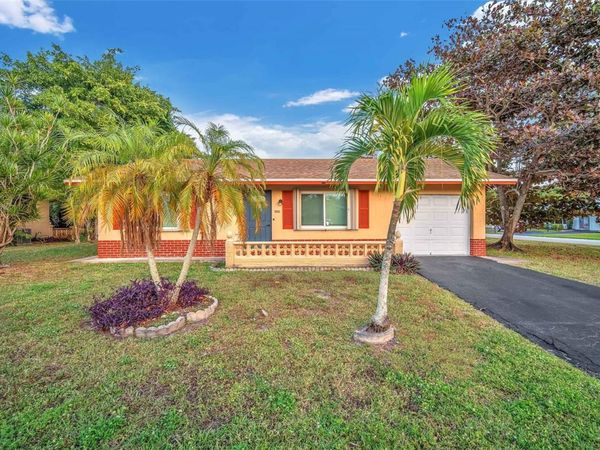 7000 NW 95TH TERRACE, TAMARAC, FL 33321