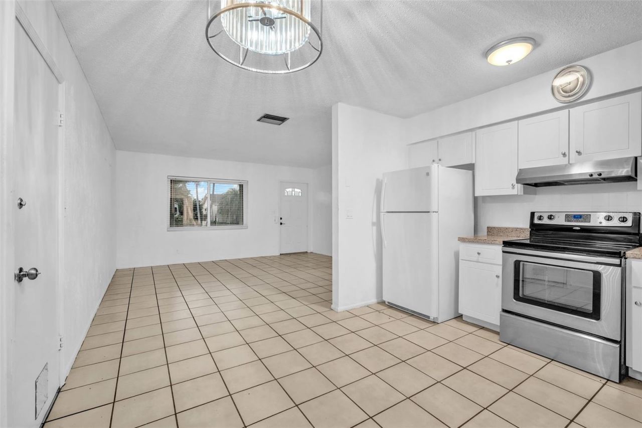 7000 NW 95th Terrace, Tamarac, FL 33321 Photo