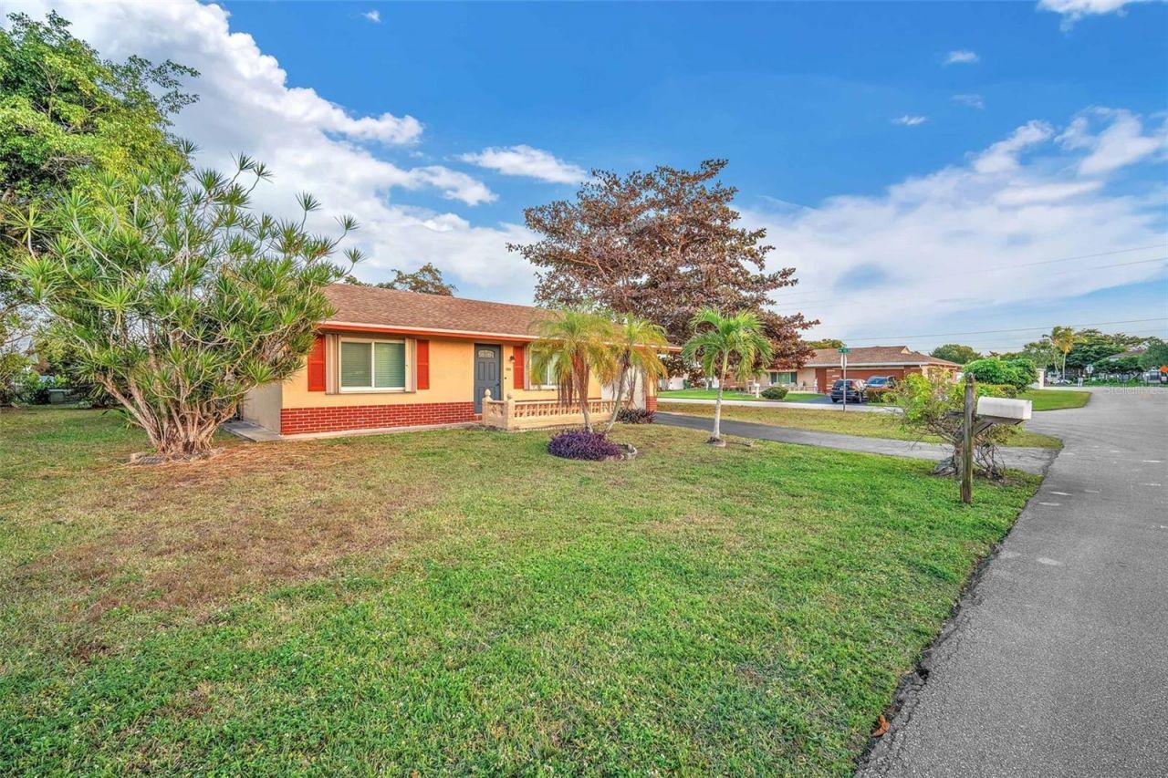 7000 NW 95th Terrace, Tamarac, FL 33321 Photo