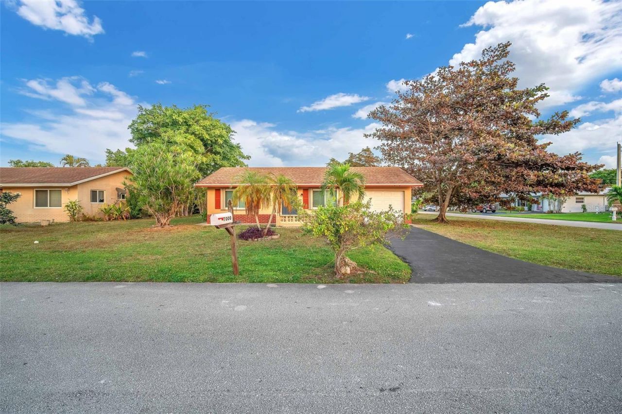 7000 NW 95th Terrace, Tamarac, FL 33321 Photo
