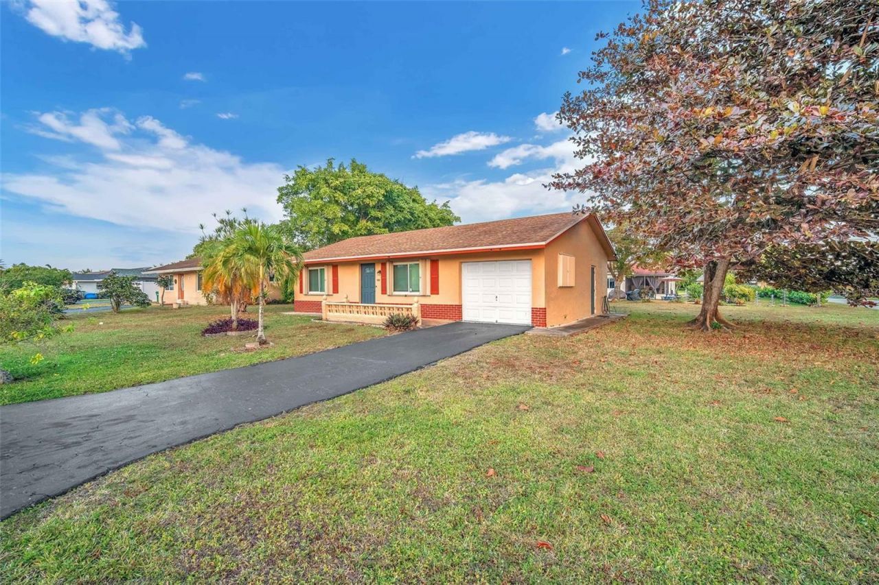 7000 NW 95th Terrace, Tamarac, FL 33321 Photo