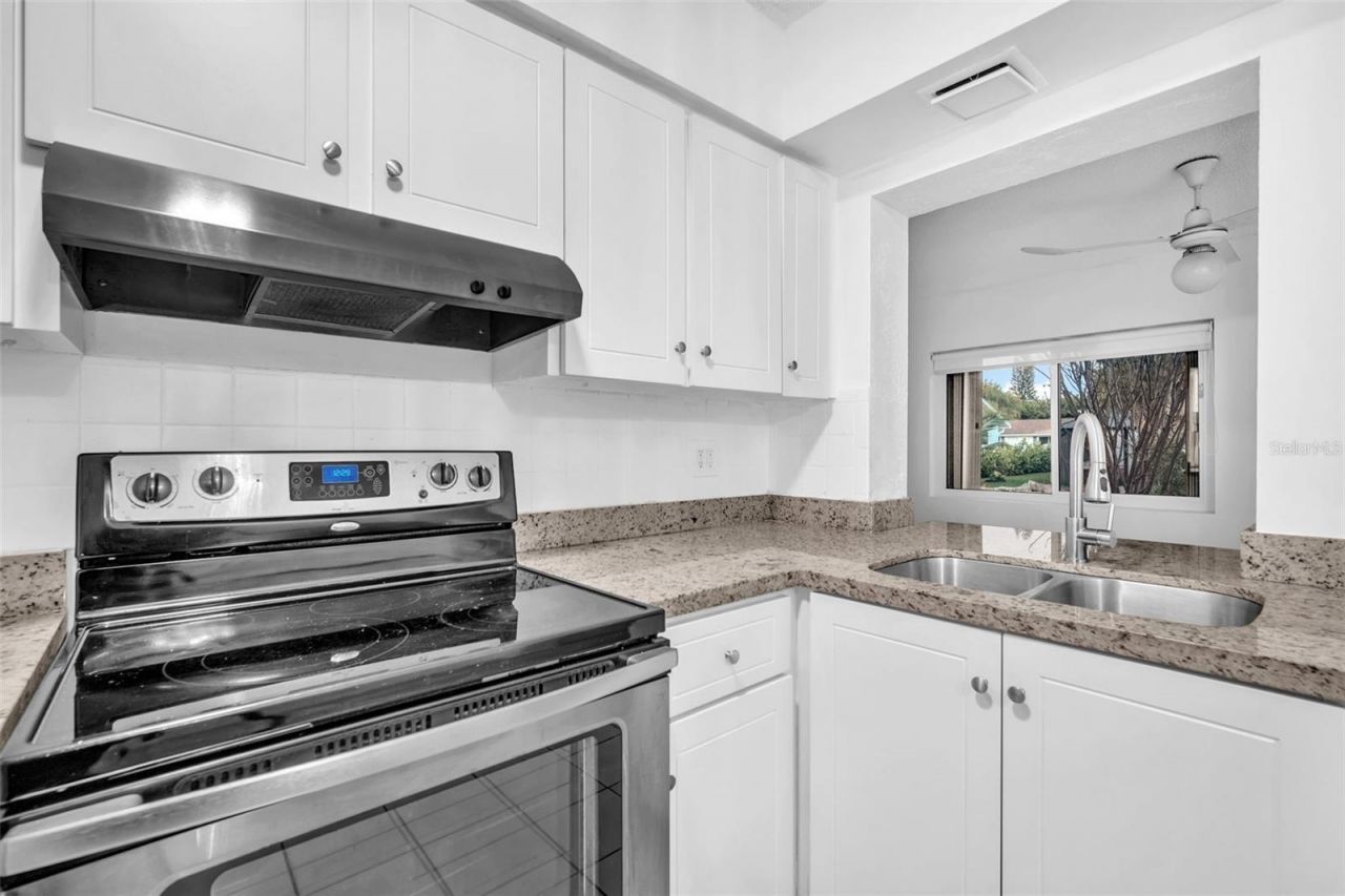 7000 NW 95th Terrace, Tamarac, FL 33321 Photo