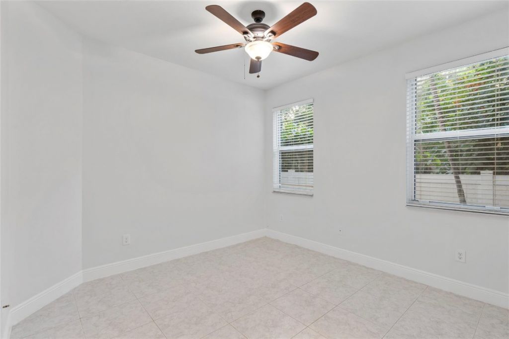 316 SW 16th Street, Unit B, Fort Lauderdale, FL 33315 Photo