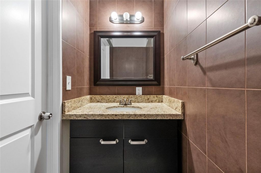 316 SW 16th Street, Unit B, Fort Lauderdale, FL 33315 Photo