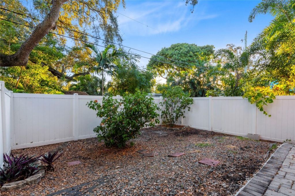 316 SW 16th Street, Unit B, Fort Lauderdale, FL 33315 Photo