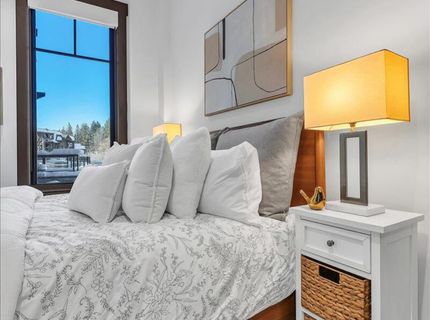 28 Beach Club Drive, Unit 403, Stateline, NV 89449 Photo