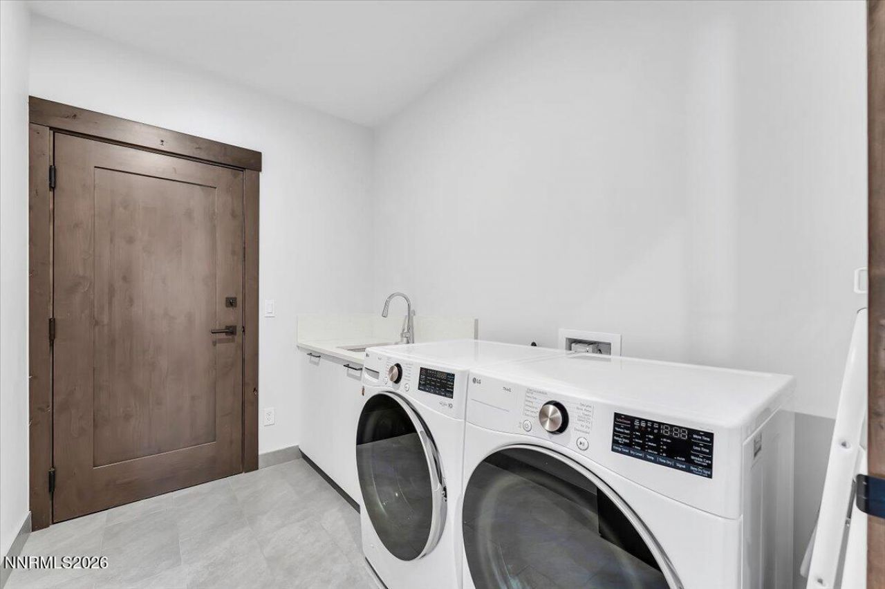 28 Beach Club Drive, Unit 403, Stateline, NV 89449 Photo