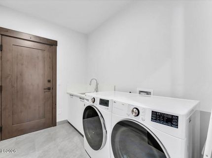 28 Beach Club Drive, Unit 403, Stateline, NV 89449 Photo