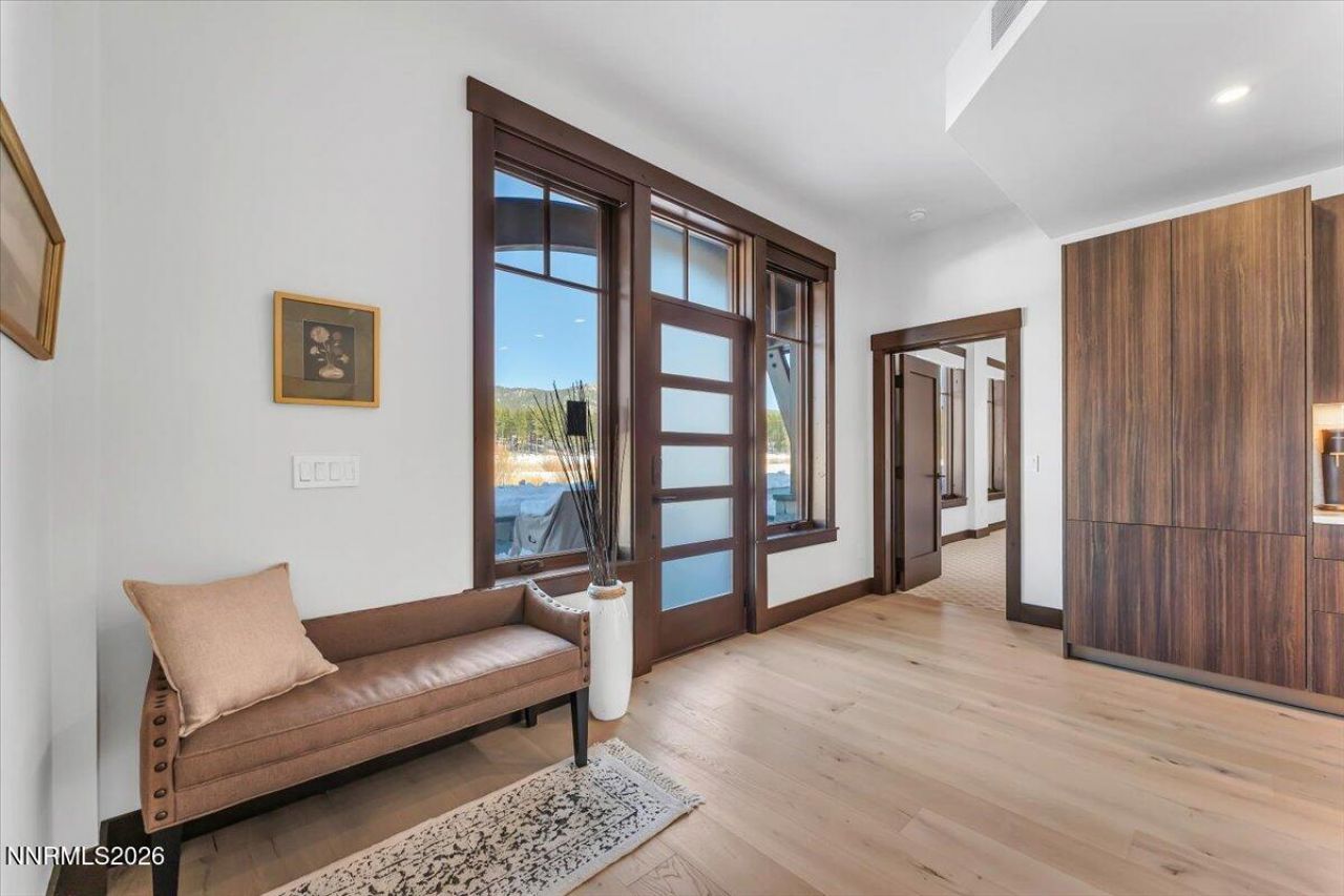 28 Beach Club Drive, Unit 403, Stateline, NV 89449 Photo