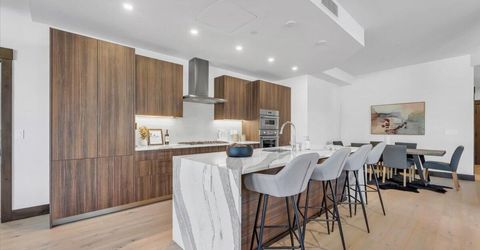 28 Beach Club Drive, Unit 403, Stateline, NV 89449 Photo