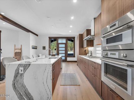 28 Beach Club Drive, Unit 403, Stateline, NV 89449 Photo