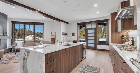 28 Beach Club Drive, Unit 403, Stateline, NV 89449 Photo