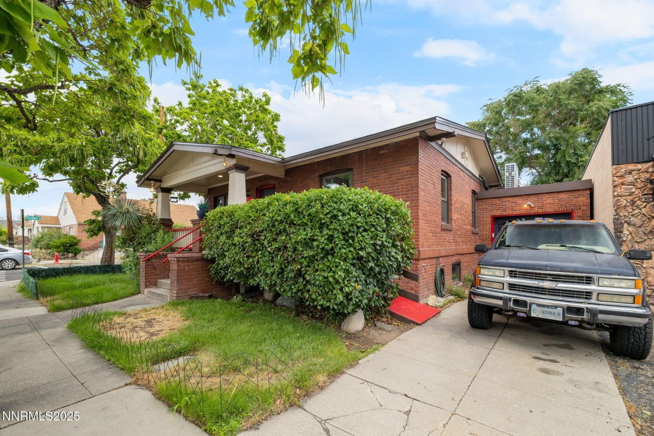 800 S Center Street, Reno, NV 89501 Photo