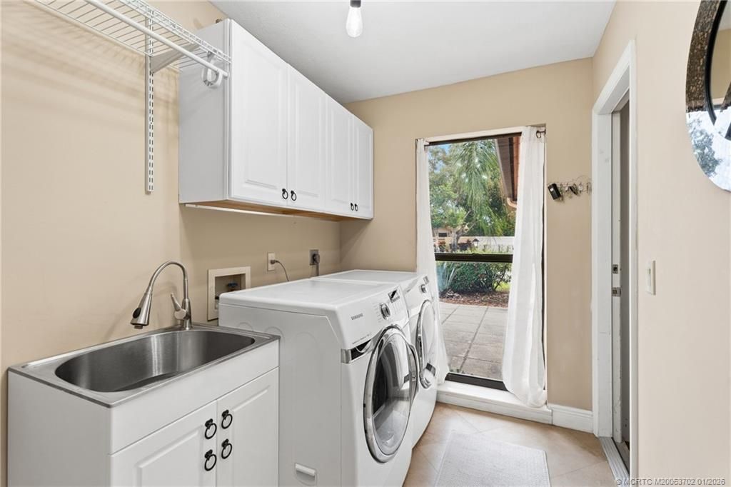 2802 SW Mariposa Circle, Palm City, FL 34990 Photo