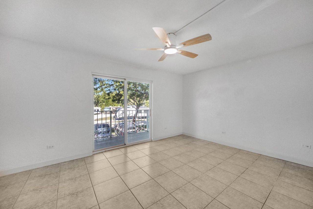 92550 Overseas Highway, Unit 214, Tavernier, FL 33070 Photo