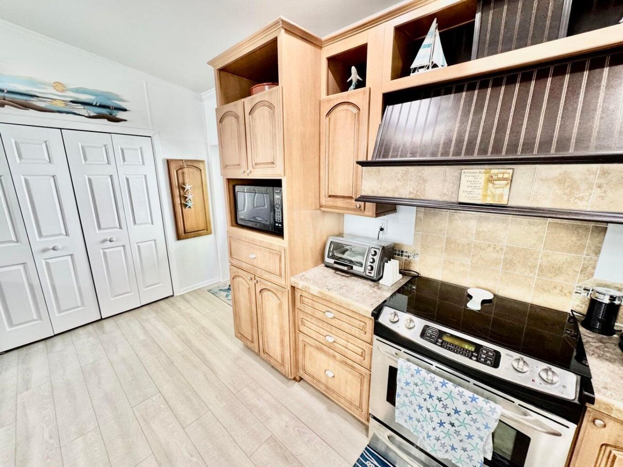 101620 Overseas Hwy, Unit 11N, Key Largo, FL 33037 Photo