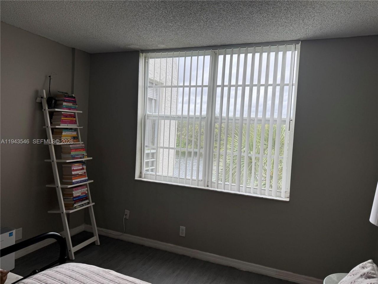 9450 Poinciana Pl, Unit 405, Davie, FL 33324 Photo