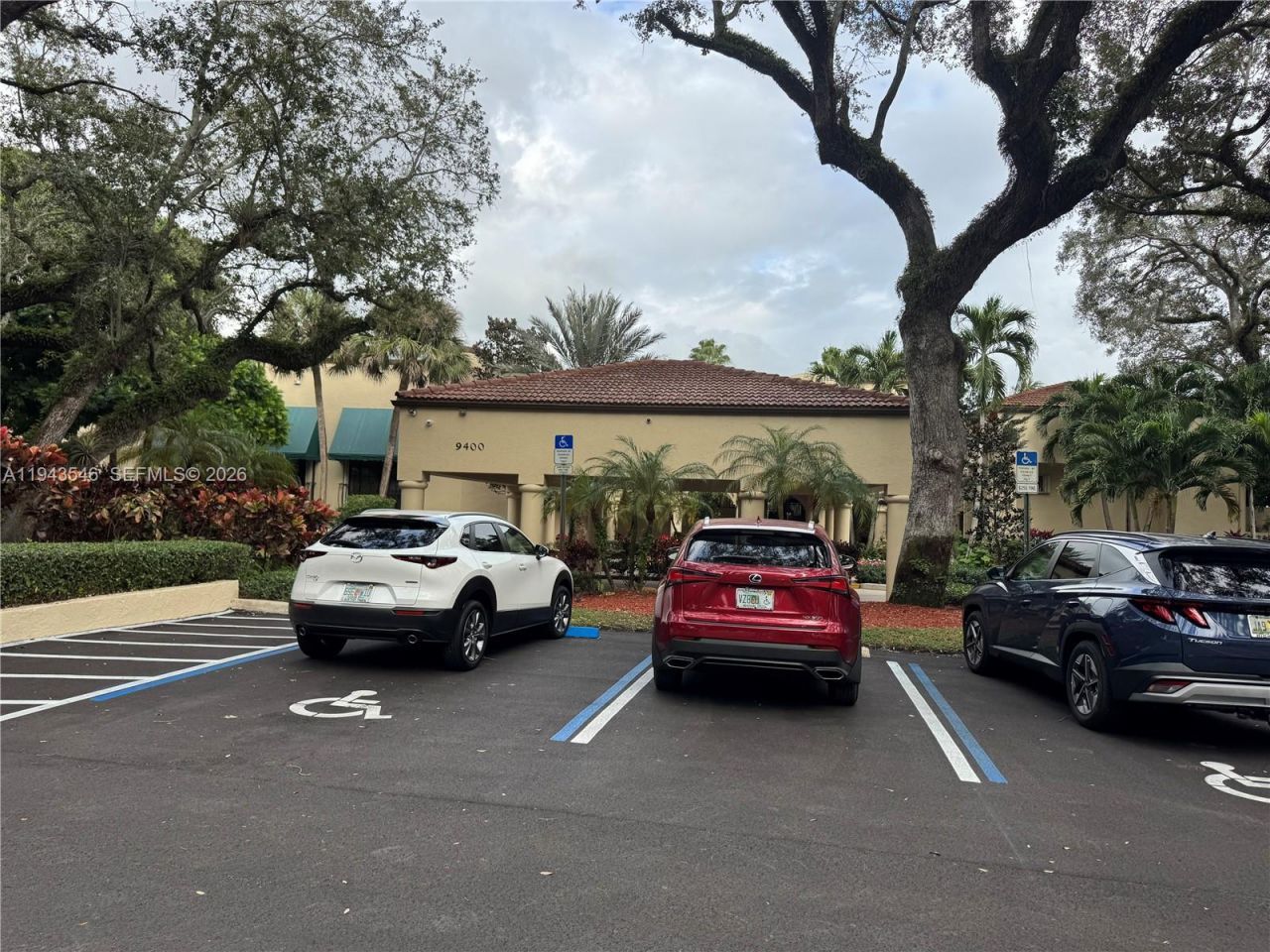 9450 Poinciana Pl, Unit 405, Davie, FL 33324 Photo