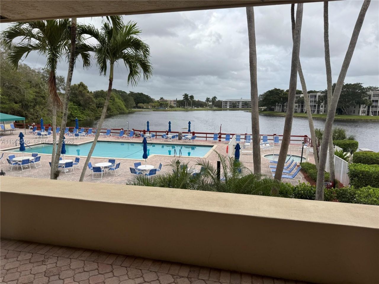 9450 Poinciana Pl, Unit 405, Davie, FL 33324 Photo