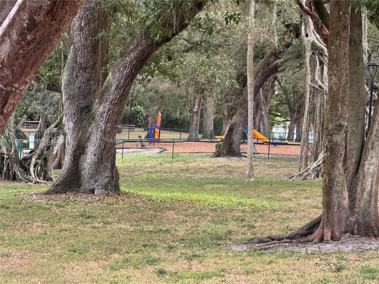 9450 Poinciana Pl, Unit 405, Davie, FL 33324 Photo