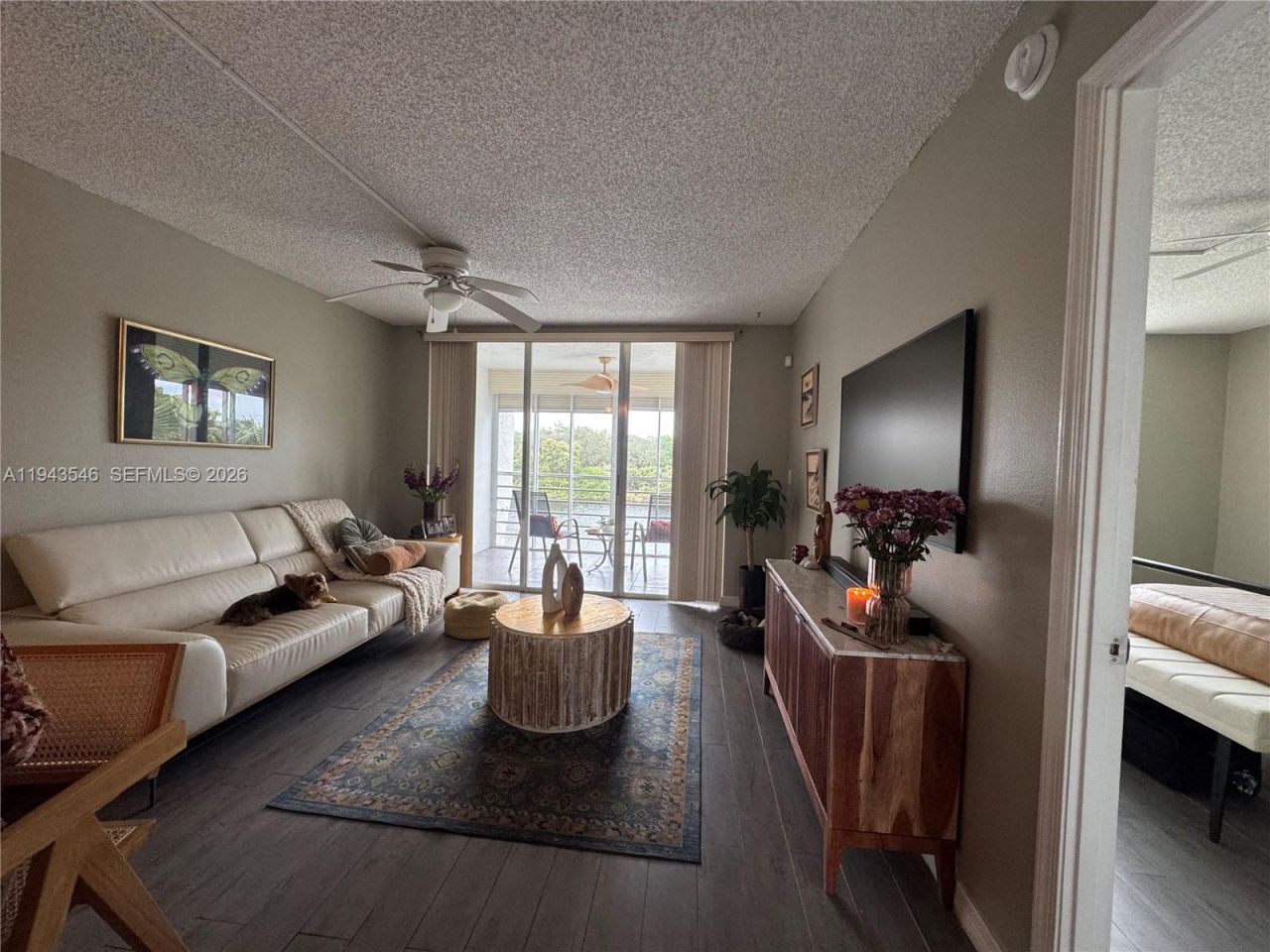 9450 Poinciana Pl, Unit 405, Davie, FL 33324 Photo