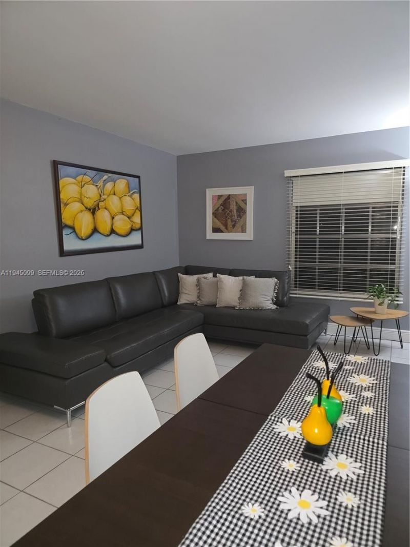 2171 NE 66th St, Unit 827, Fort Lauderdale, FL 33308 Photo