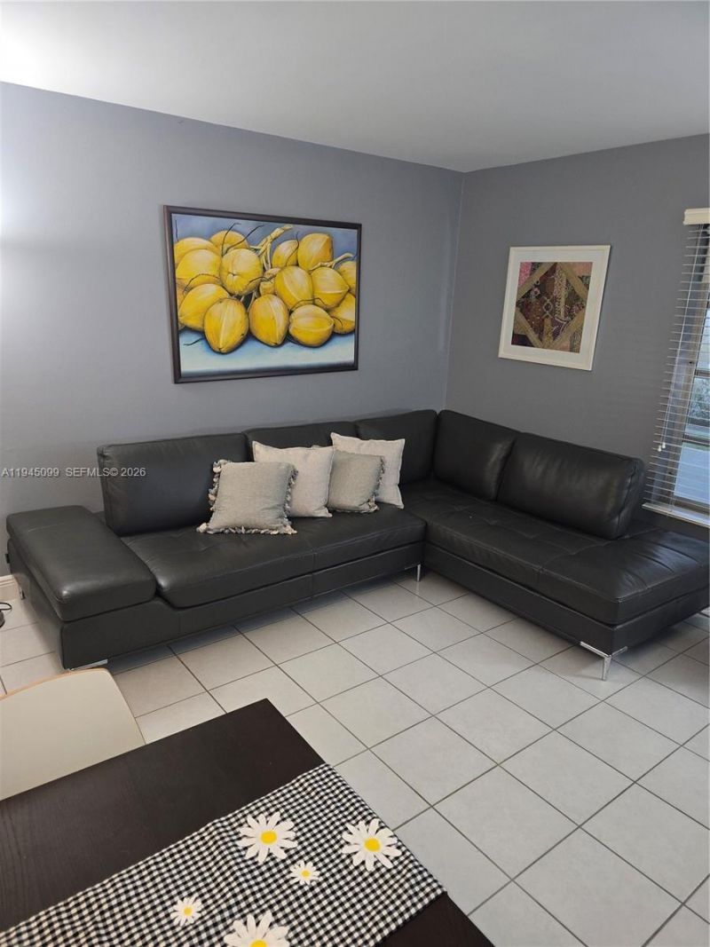 2171 NE 66th St, Unit 827, Fort Lauderdale, FL 33308 Photo