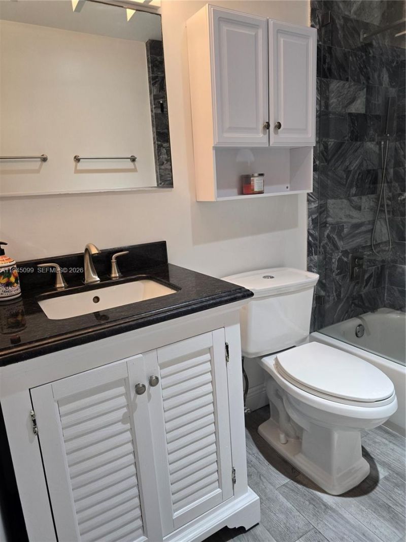 2171 NE 66th St, Unit 827, Fort Lauderdale, FL 33308 Photo