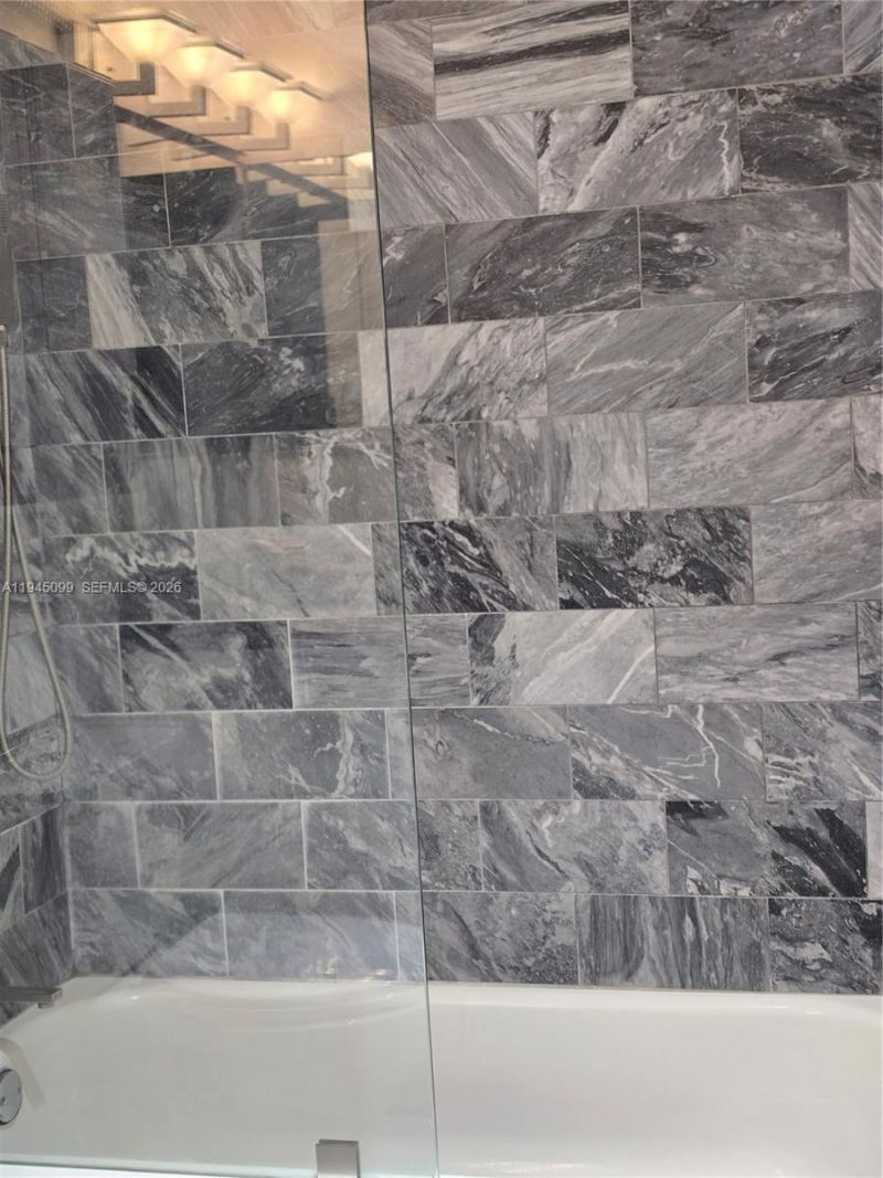 2171 NE 66th St, Unit 827, Fort Lauderdale, FL 33308 Photo