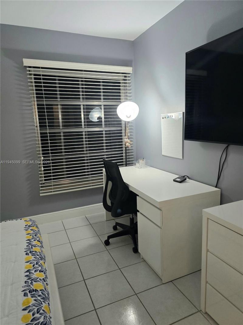 2171 NE 66th St, Unit 827, Fort Lauderdale, FL 33308 Photo